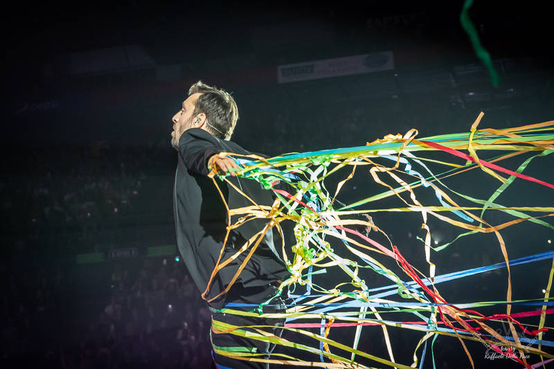 Cesare Cremonini in concerto al Mediolanum Forum di Assago 