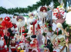 In tantissimi per il mercatino di Natale a Galliate Lombardo 