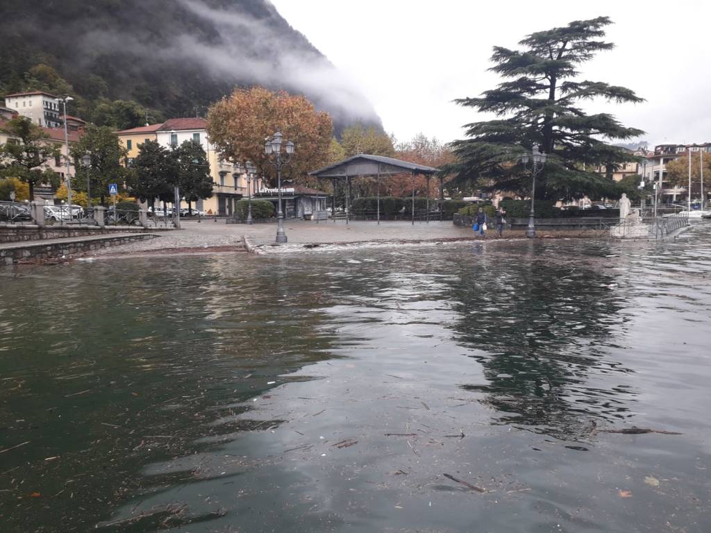 Laveno Mombello, il lago il 6 novembre 
