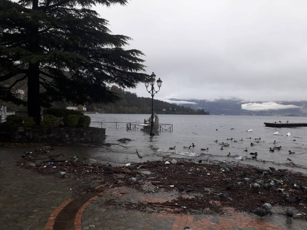 Laveno Mombello, le foto del lago 7 novembre 