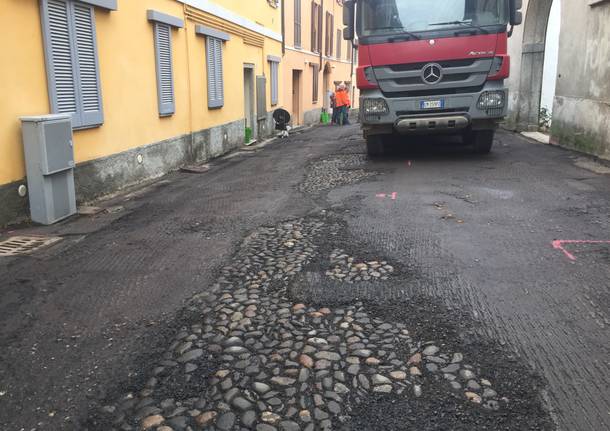 Lavori via Italia Libera Gazzada