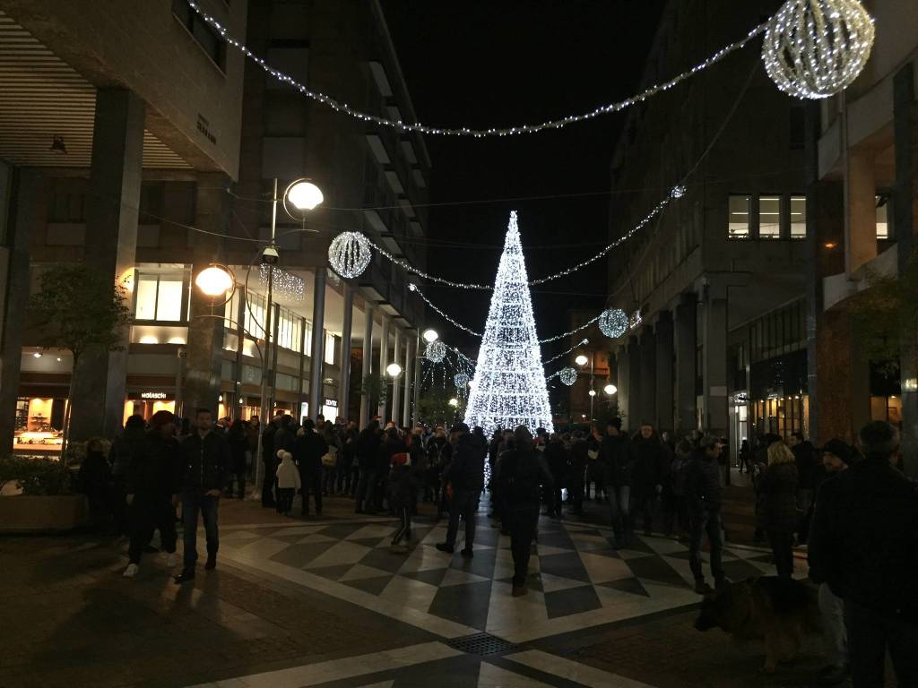 luci natale busto arsizio