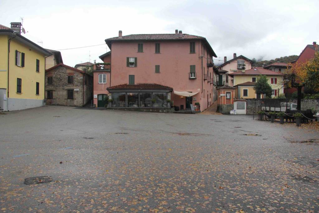 Piazza Caldè si rifà il look 