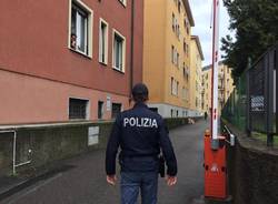 Polizia in via Nino Bixio