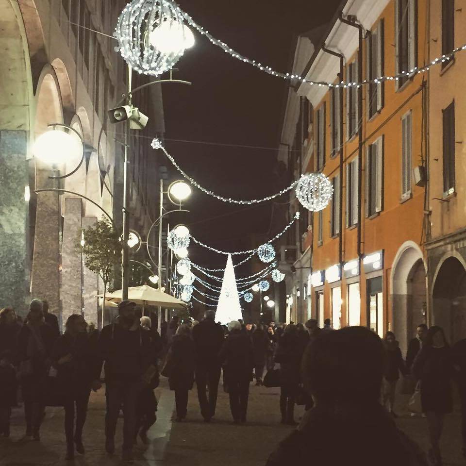 Si accende il Natale di Busto Arsizio