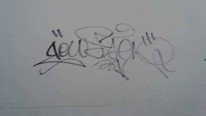 Vandali in azione al sottopasso della stazione di Canegrate  11 