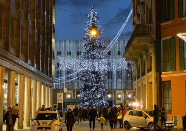 VareseXmas Village, le luci in anteprima