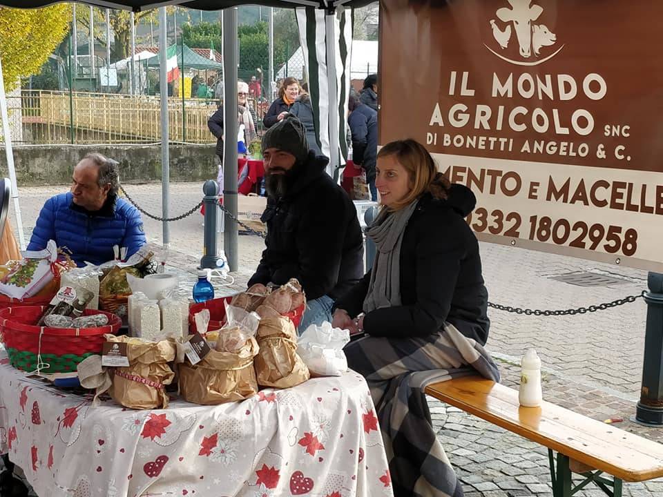 Besano - Il mercatino di Natale 2018