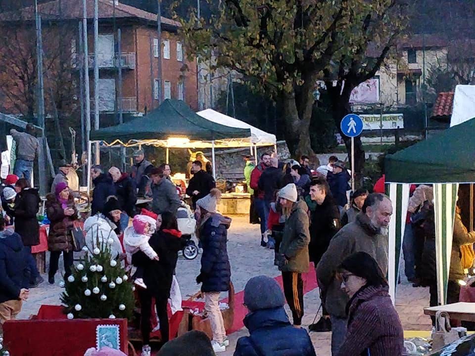 Besano - Il mercatino di Natale 2018