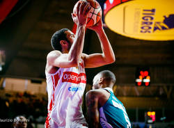 Openjobmetis Varese - Acqua S. Bernardo Cantù 89-71