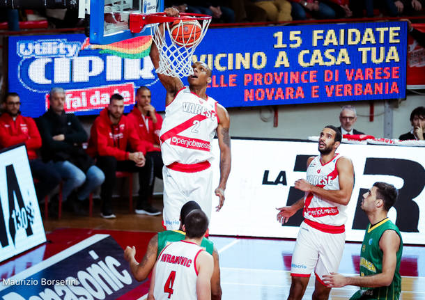 Openjobmetis Varese - AEK Petrolina Larnaca 109-74