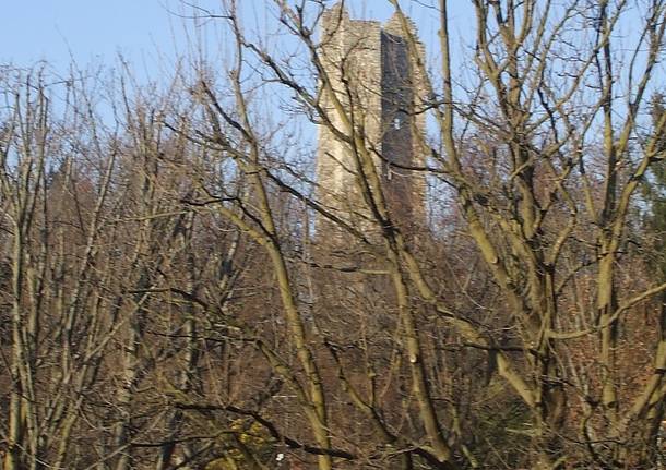 La Torre di Velate in un terso mattino di dicembre