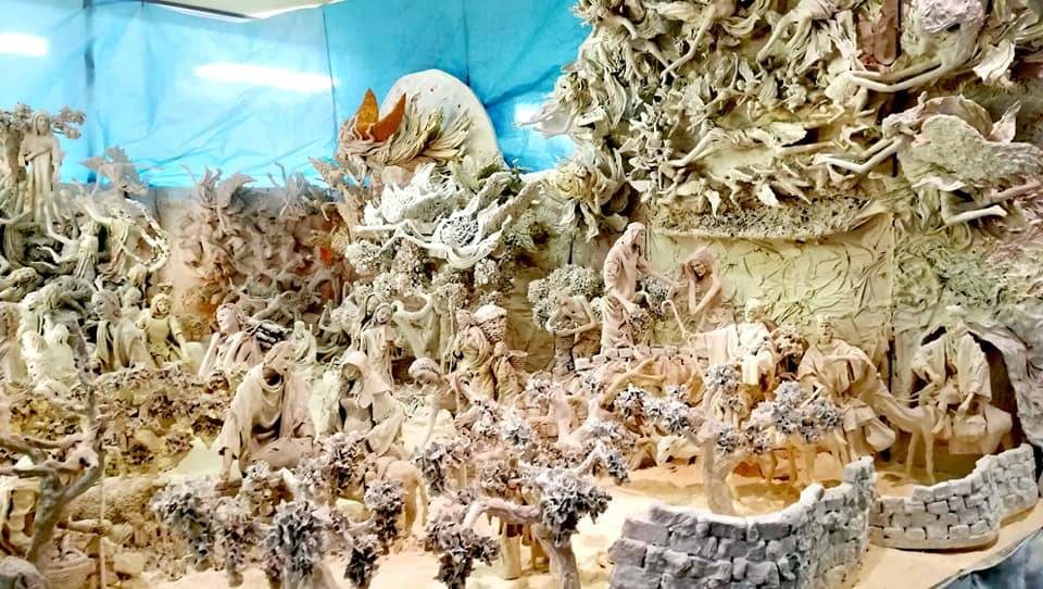 Il presepe in garze e gesso dell\'ospedale di Circolo