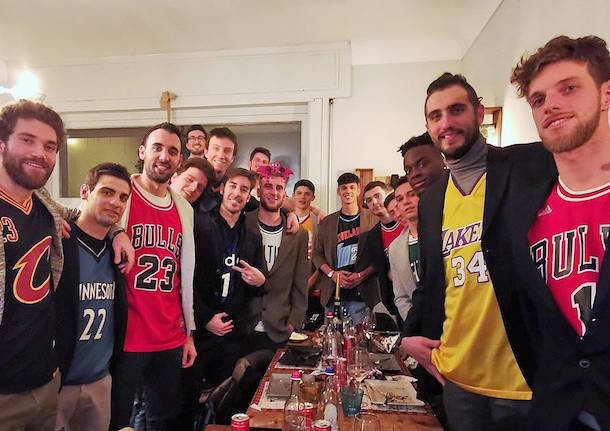 cena natale basket coelsanus robur et fides varese