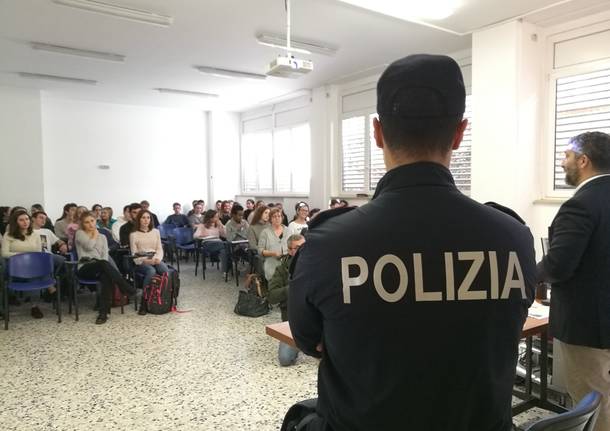 polizia scuola