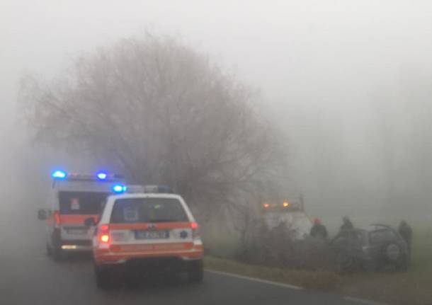 incidente lentate per nebbia