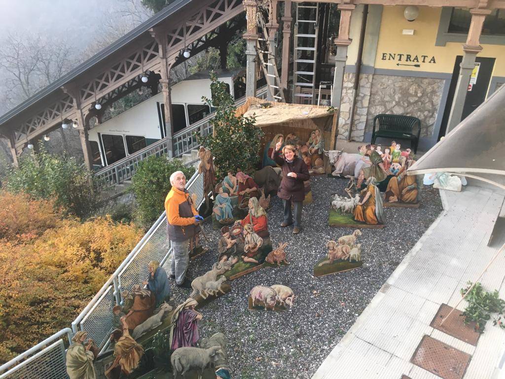 Sacro Monte: i preparativi per le luci di Natale