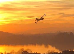 canadair lago di varese