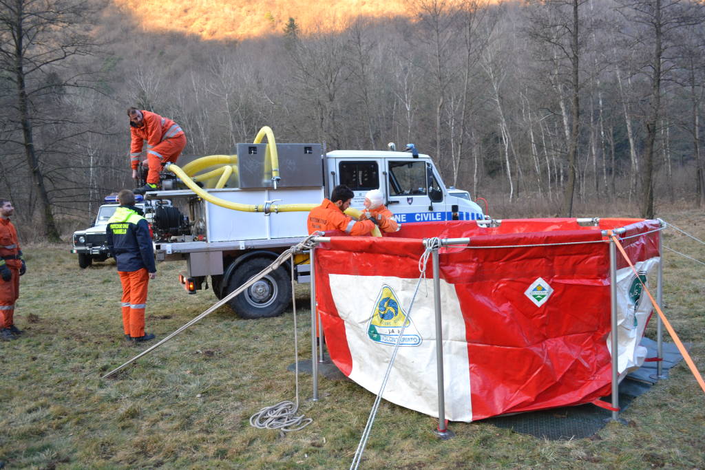 Incendio sulla Martica, ci si prepara per il secondo giorno