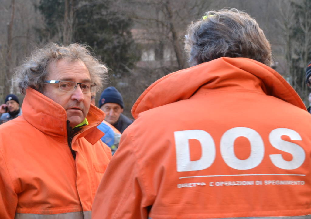 Incendio sulla Martica, ci si prepara per il secondo giorno