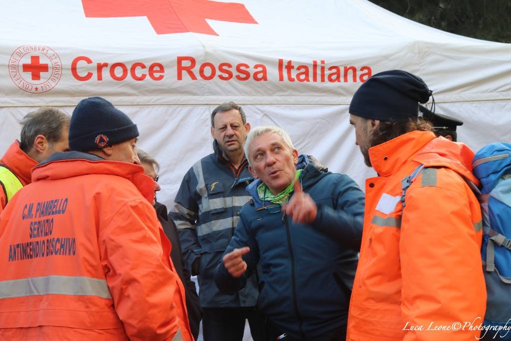 Incendio Martica, le foto di Luca Leone