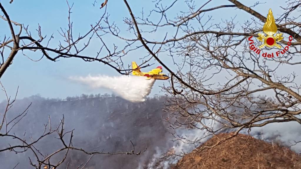 Martica, le operazioni di spegnimento nel pomeriggio di venerdì