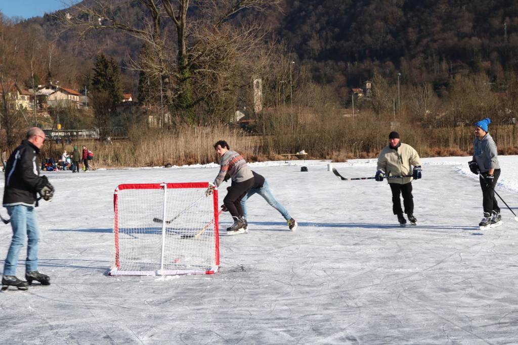 Hockey prof a Ganna