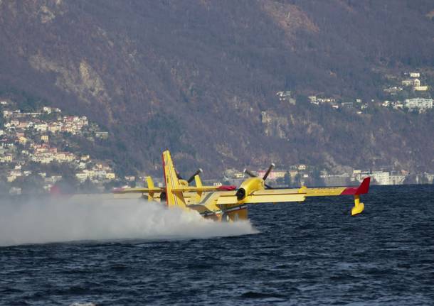 Il volo del Canadair