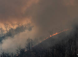 Incendio Monte Martica - foto Aresi