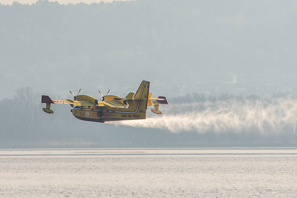 Incendio Monte Martica - foto Aresi