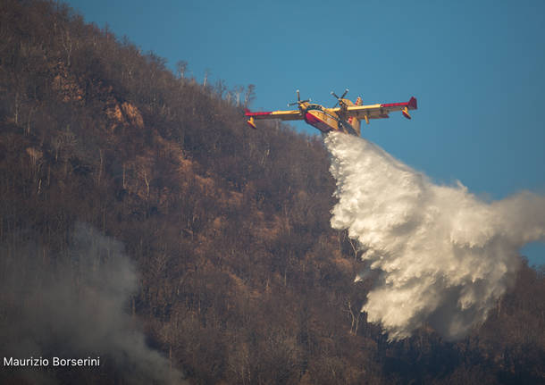 Incendio Monte Martica, le foto di Borserini