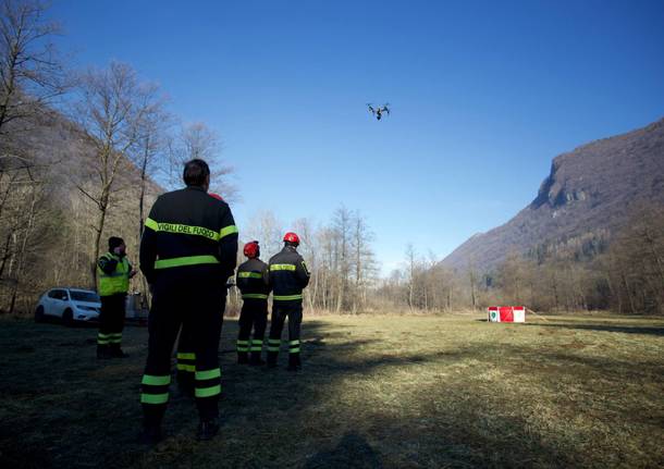 Incendio Monte Martica, le foto di Daniele Venegoni 