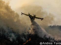 Incendio sulla Martica, foto di Andrea Favarin 