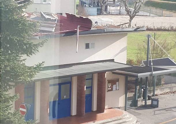 tetto scuola laveno mombello