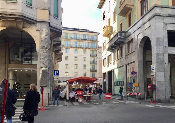 Un giro tra le bancarelle di Sant’Antonio