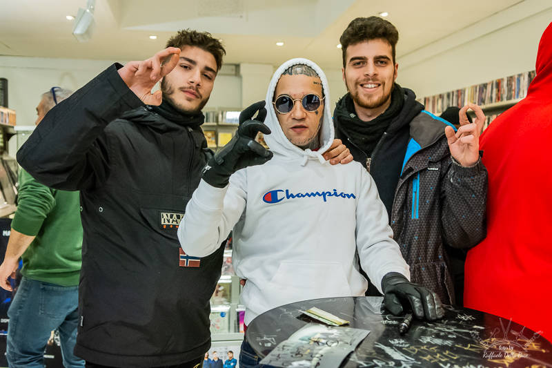 Vacca incontra i fan a Varese Dischi 