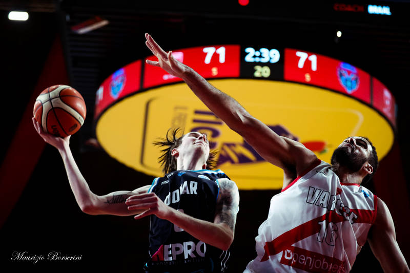 basket pallacanestro varese
