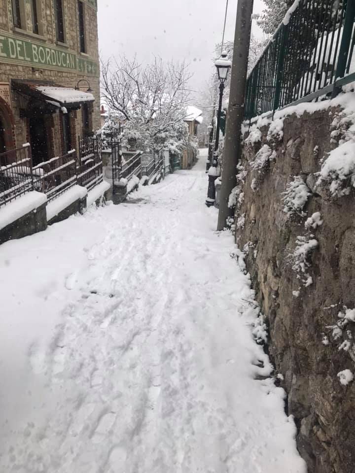 La neve in cima al Sacro Monte