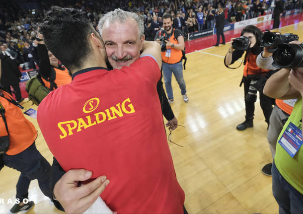 BASKET - La festa degli azzurri a Masnago