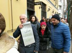 Grande partecipazione per la manifestazione contro il taglio dei bagolari