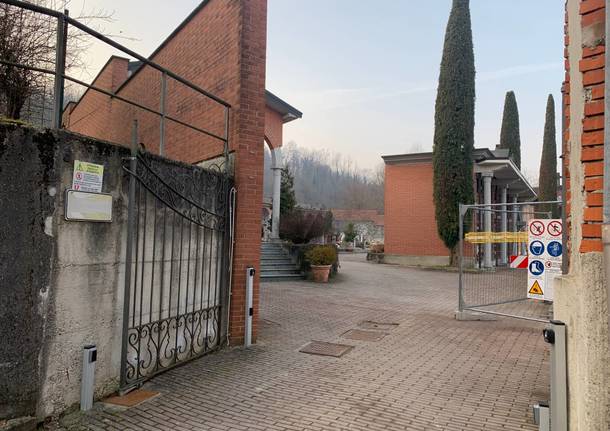 Lavori al cimitero di Azzate