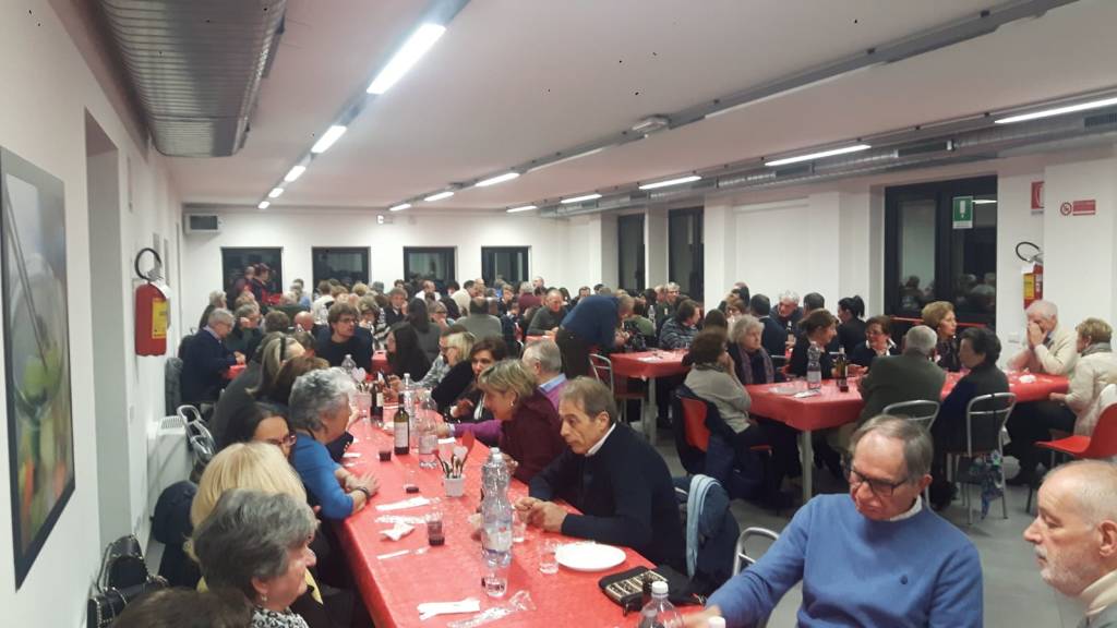 croce rossa varese cena