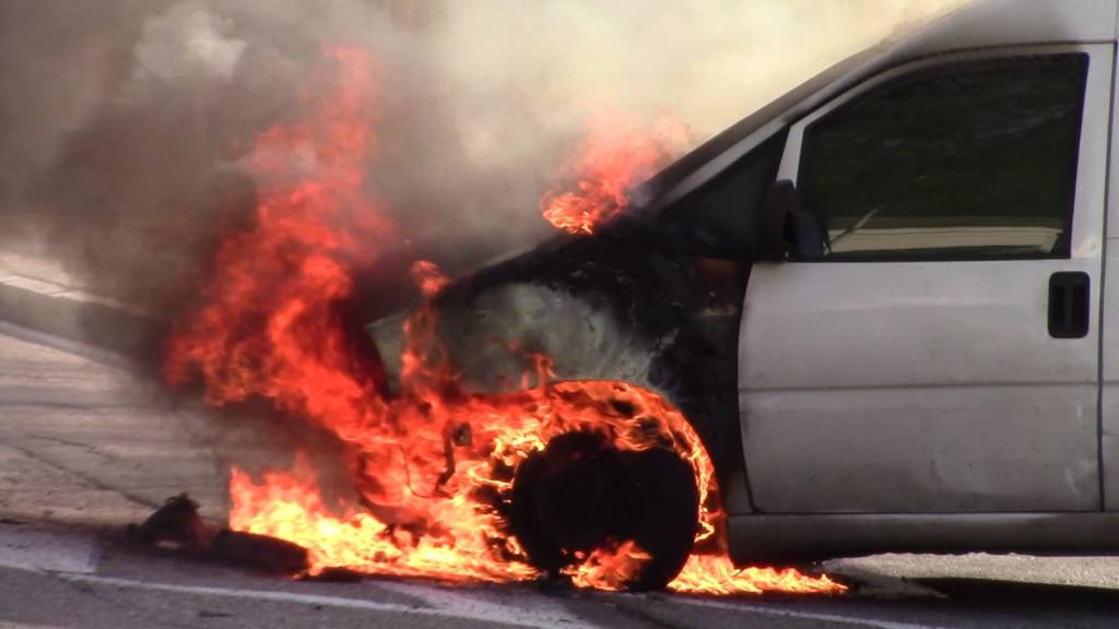 Incendio Legnano via Canova