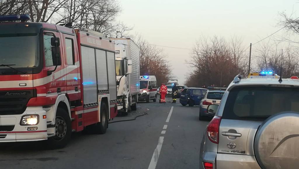 incidente auto camion rescaldina