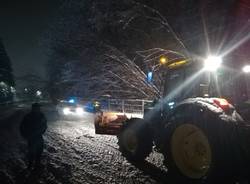 Protezione civile del Piambello all'opera per l'emergenza neve