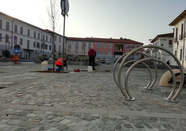 Rastrelliere biciclette piazza vittorio emanuele busto arsizio