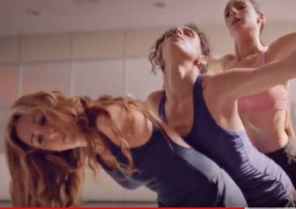 simona atzori centro arte danza spot toyota