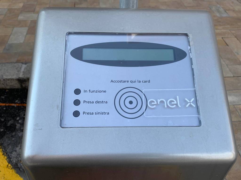 Arrivano le colonnine per le auto elettriche