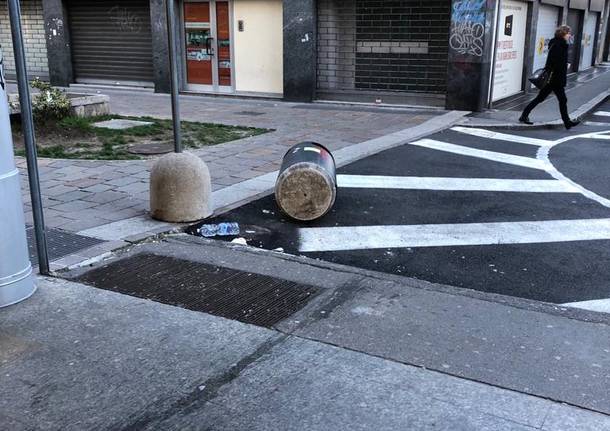 Atti vandalici in via Milano a Busto 2 marzo 2019