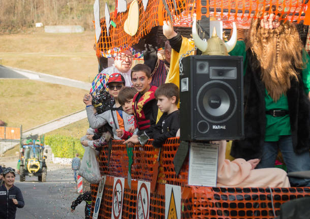 BEDERO VALCUVIA IN FESTA PER IL CARNEVALE